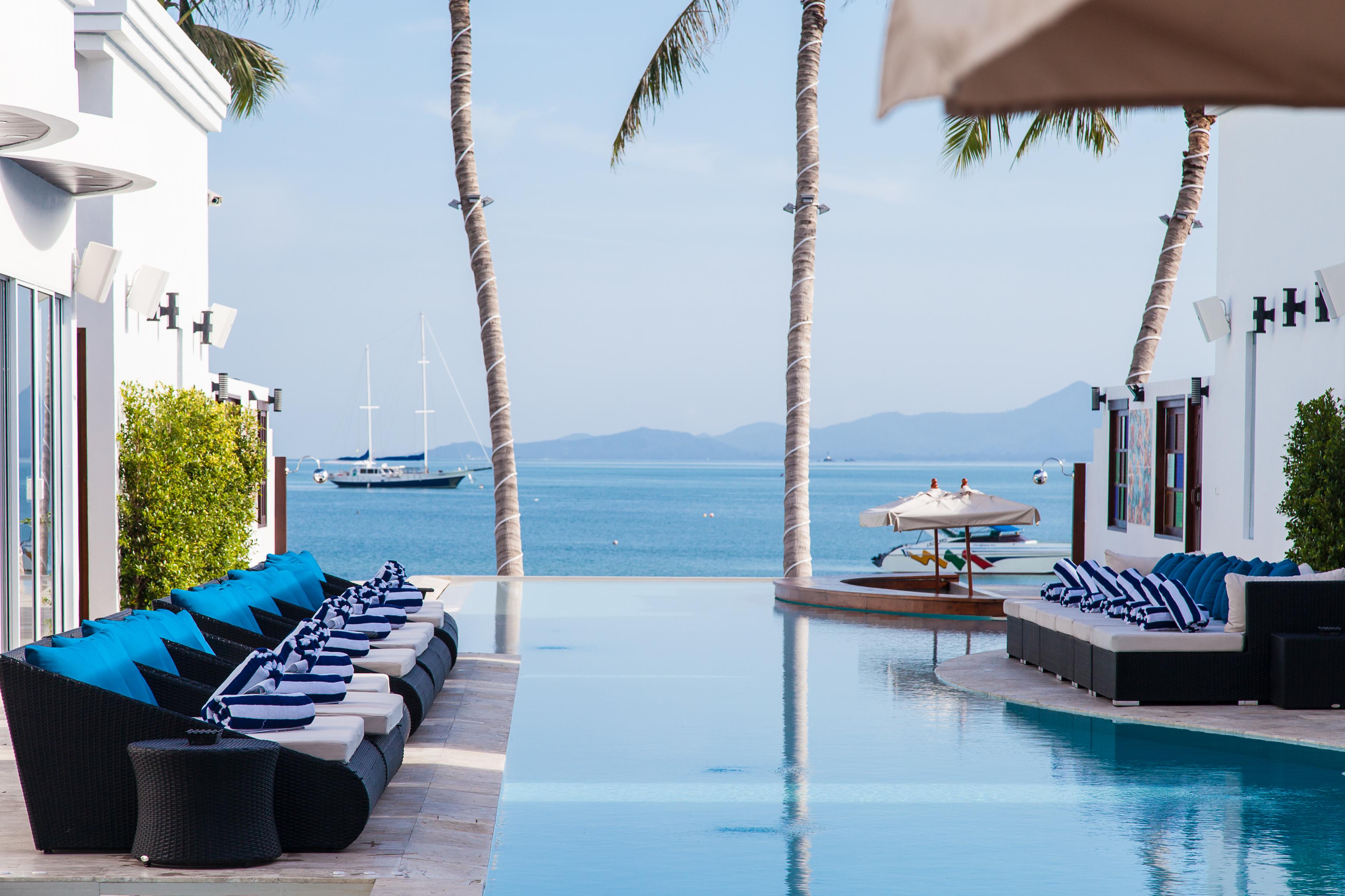 The Privilege Hotel Ezra Beach Club Bangrak Plajı Dış mekan fotoğraf