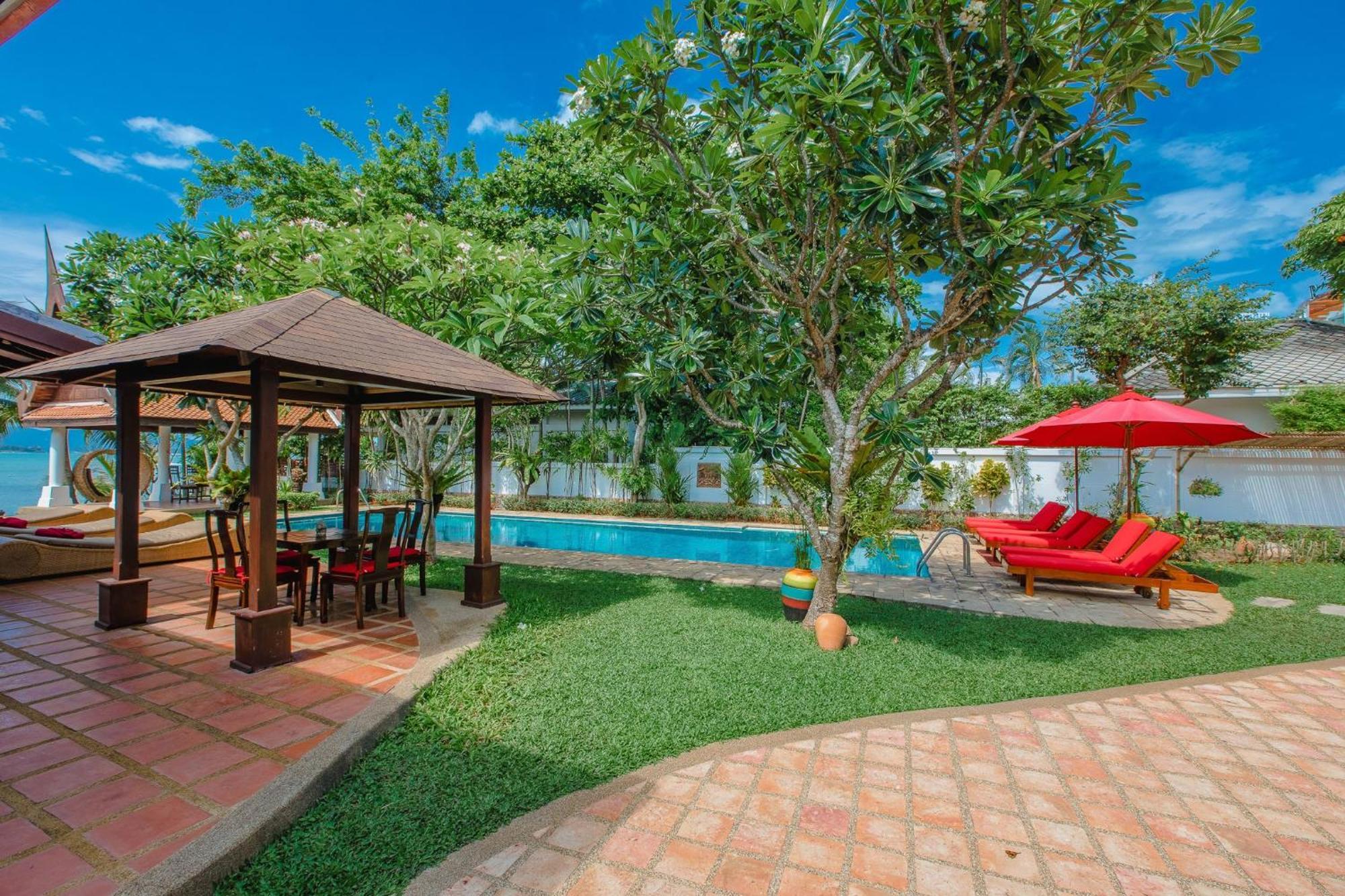 The Privilege Hotel Ezra Beach Club Bangrak Plajı Dış mekan fotoğraf